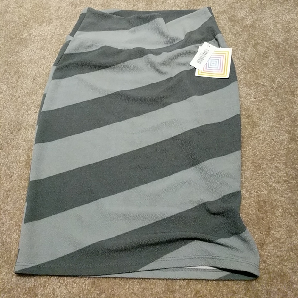 Lularoe Cassie